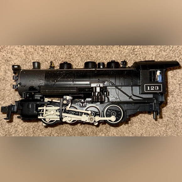 Lionel 123 0-8-0 Sante Fe Steam Engine